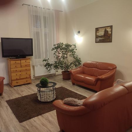Szent Janos Apartman Makó Extérieur photo